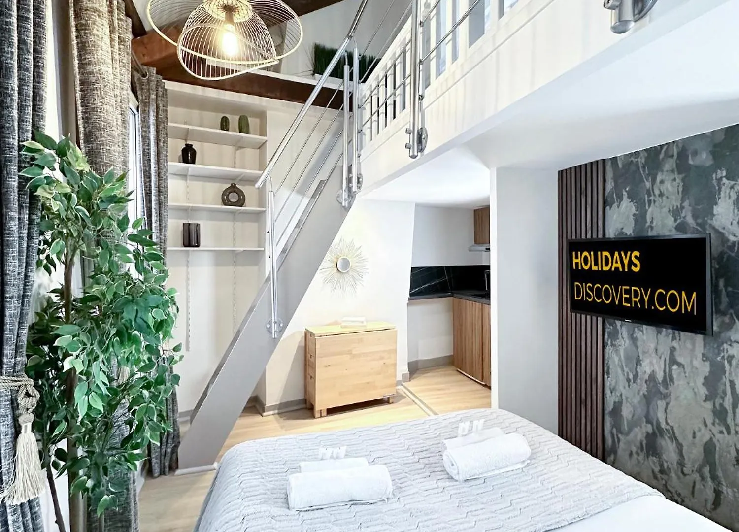 6062 - Stylish Duplex In Olympic Games 2024 *