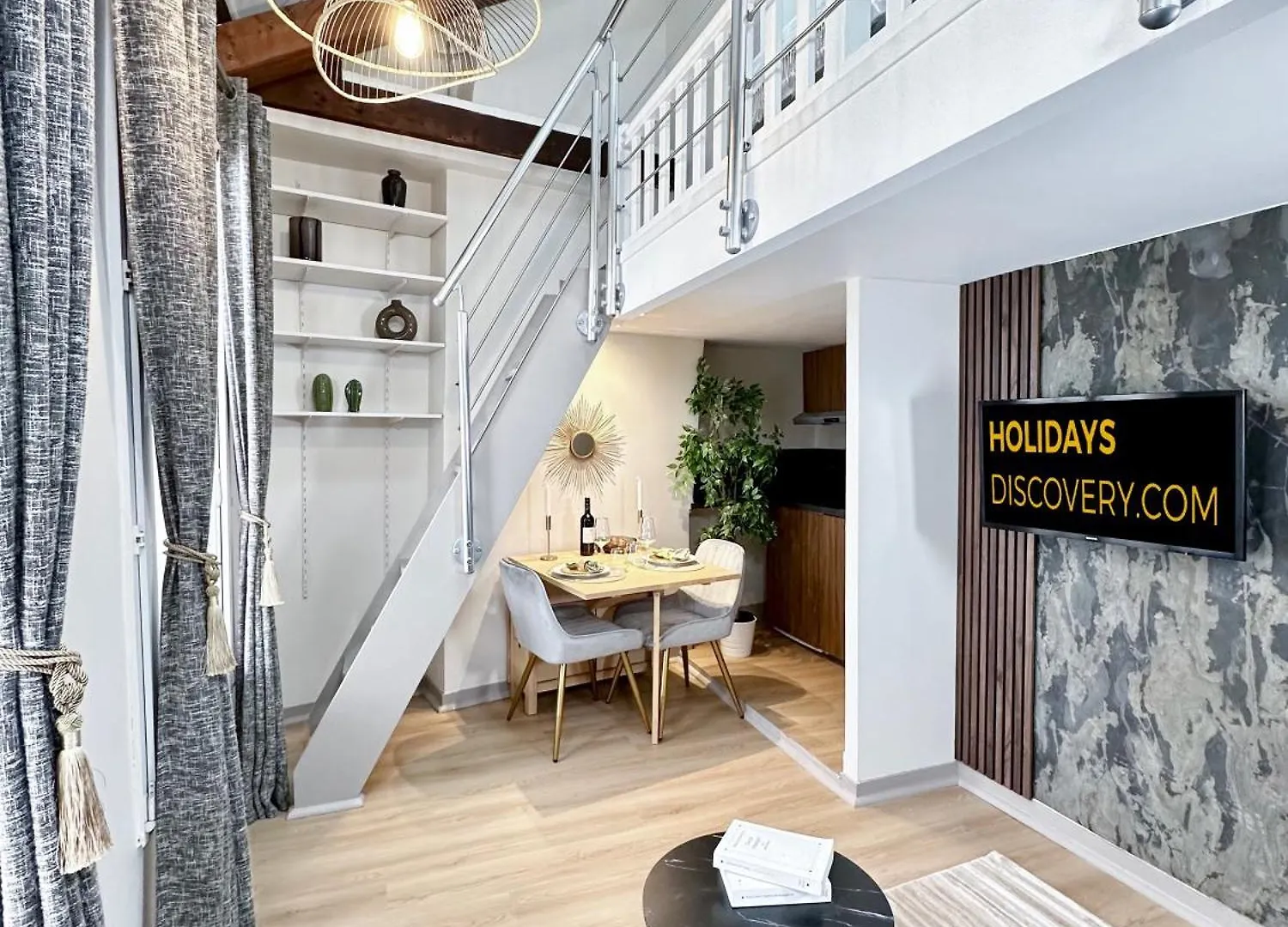 6062 - Stylish Duplex In Olympic Games 2024 *
